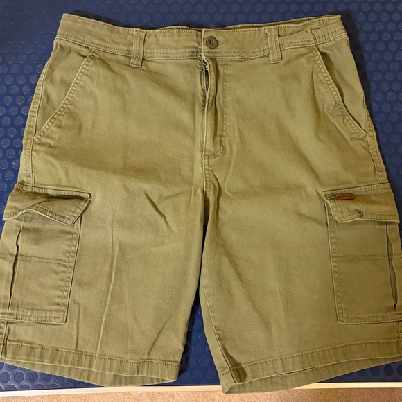 Men's Casual shorts- Olive, Navy, Blue, Gray, Tan - Picture 4 of 13